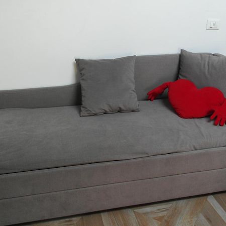 Luminoso Bilocale Zona Tibaldi Bocconi Apartment มิลาน ภายนอก รูปภาพ