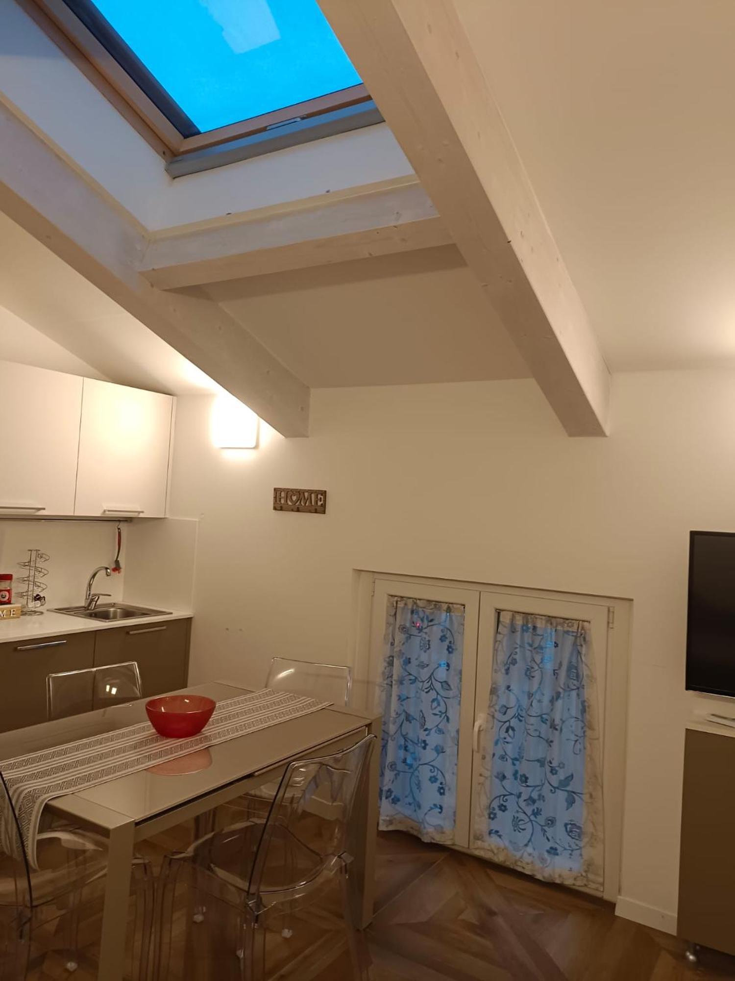 Luminoso Bilocale Zona Tibaldi Bocconi Apartment มิลาน ภายนอก รูปภาพ