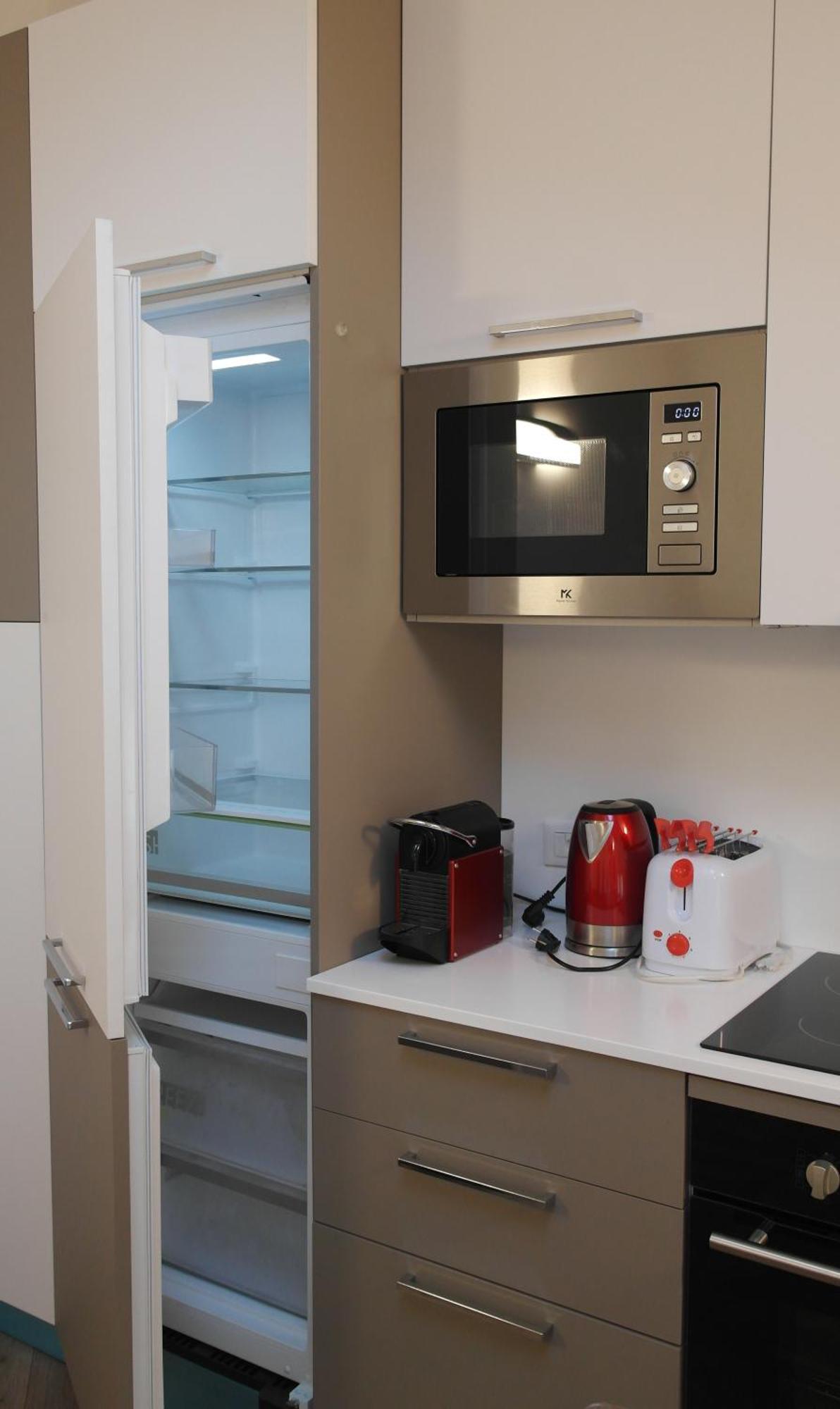 Luminoso Bilocale Zona Tibaldi Bocconi Apartment มิลาน ภายนอก รูปภาพ